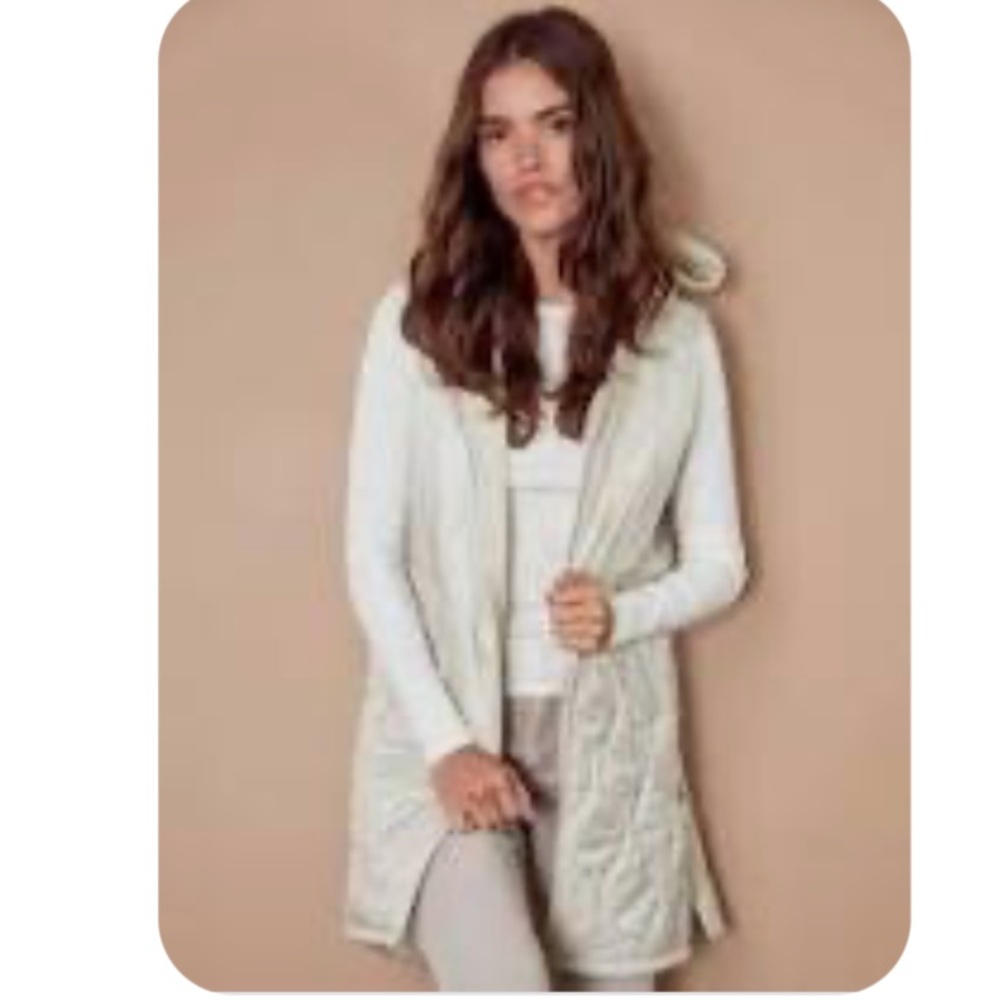 🌙 RACK Charlie Cream Quilted Hooded Sweater Vest